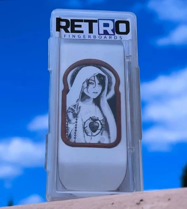 Foto secundaria de RetroFB – Deck Saint [Real-Wear]